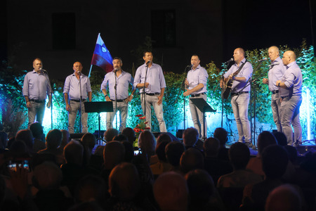 KONCERT POD ZVEZDAMI  KLAPI GALEB IN SOLINAR 16 FOTO LJUBO VUKELIČ
